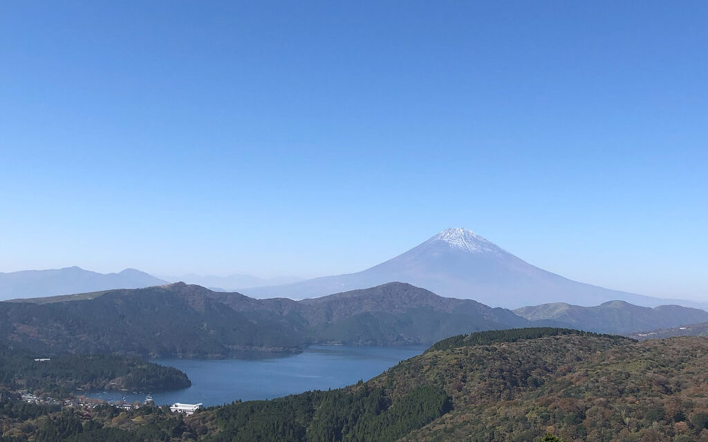 大観山展望台-富士山撮影スポットめぐり。80代の写真撮影が好きな両親に喜んでもらうために。